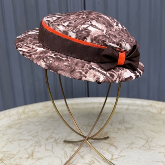 Vintage Cloche-Style Brown Printed Hat with Orange Ribbon and Bow, Medium Fit - Picture 4 of 10